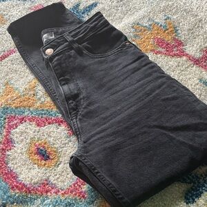ZARA High-Waisted Tapered Cropped Black Jeans